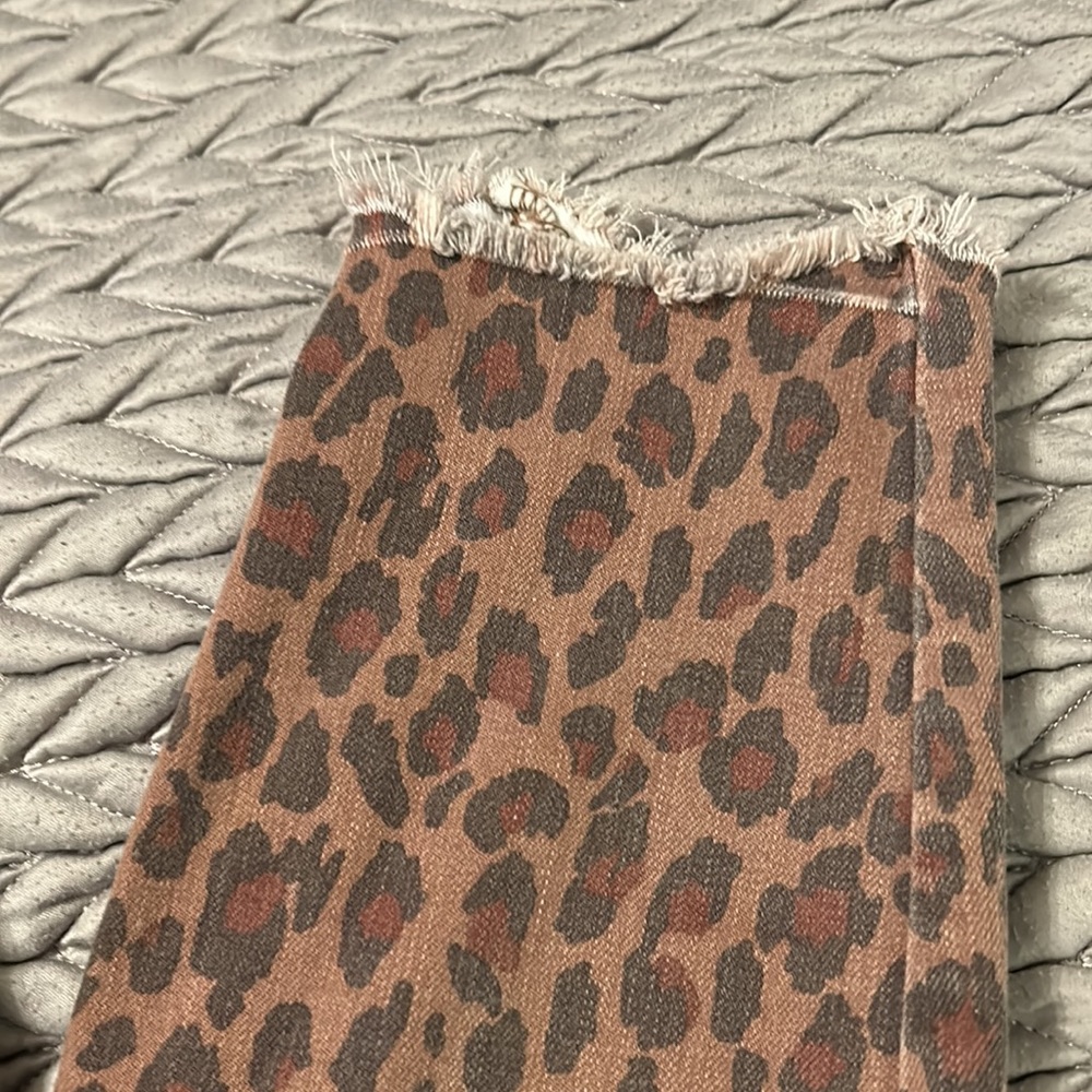 Animal Print Jeans - Picture 2 of 5